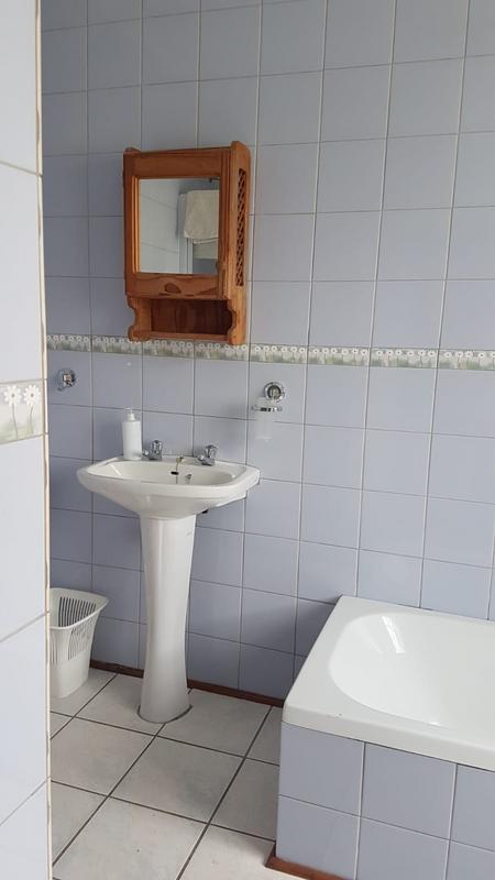 5 Bedroom Property for Sale in Albertinia Western Cape